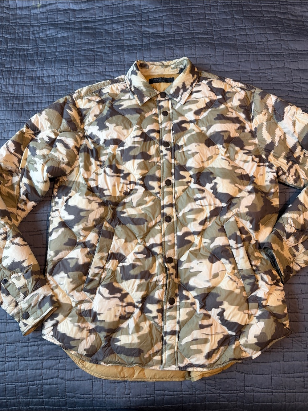 rag & bone Men's Camouflage Quilted Jacket in Olive and Beige size medium